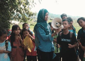 Woman activist alleges Rs 1.9L fraud by self-help group promoter – Times of India