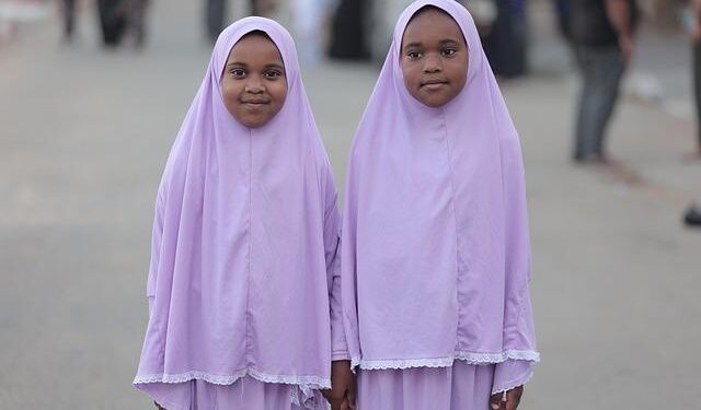 Mass march held for supporting people of Gaza in Cape Town, South Africa – Xinhua