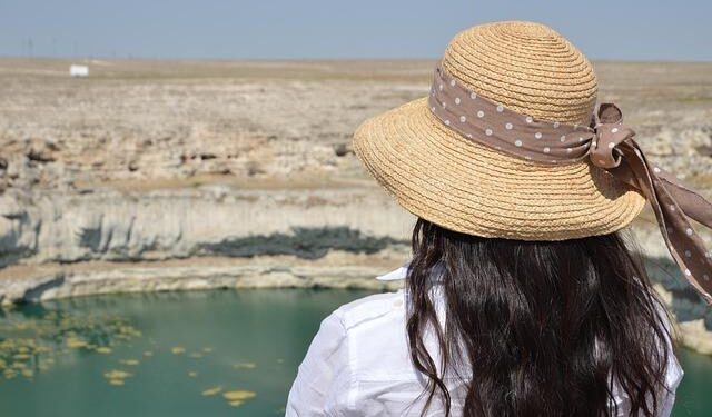 Massive sinkhole swallows part of a Bangkok road, forcing evacuations in Thailand’s capital – CBS News