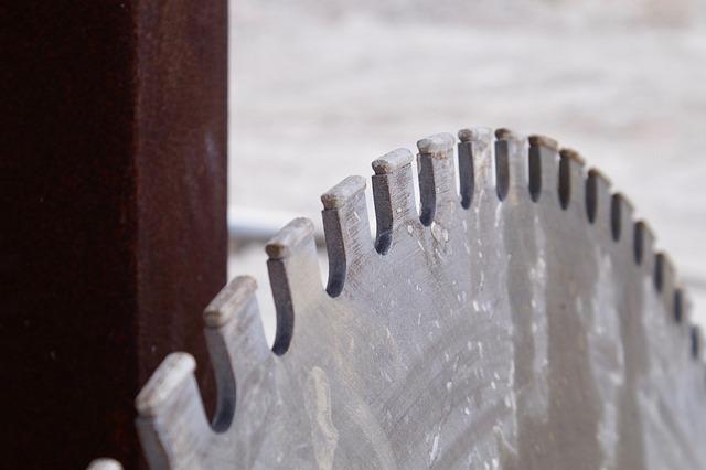 AP PHOTOS: Decades-old diamond industry in India’s Surat faces an uncertain future – The Independent