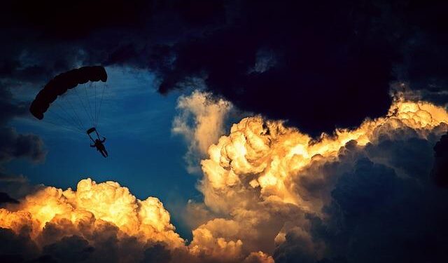 Extreme Weather Plunges Brazil’s Largest City Into Darkness – Bloomberg.com