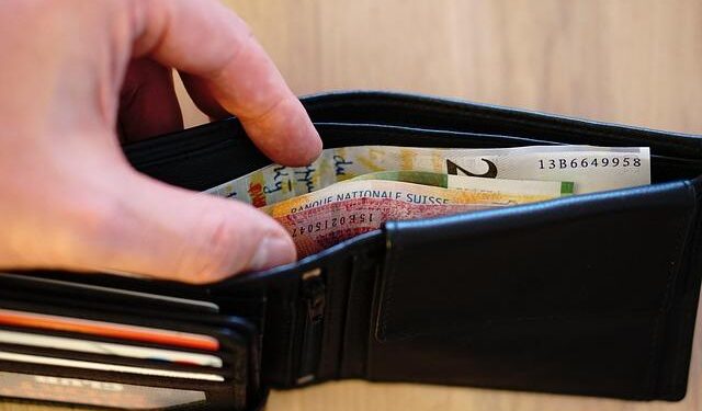 Listed firms’ dividend payouts up over 15% in 2025: data – The Korea Times