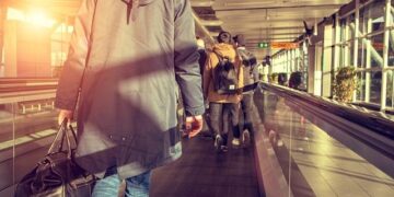 Influx of intl tourists helps illuminate the real Xinjiang – China’s State Council Information Office