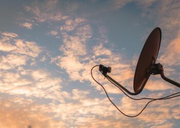 Satellite Pictures Show Surge in US Aircraft in Middle East – Newsweek