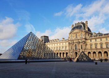 Louvre Museum director resigns in the wake of October’s brazen French crown jewels heist – Los Angeles Times – Los Angeles Times