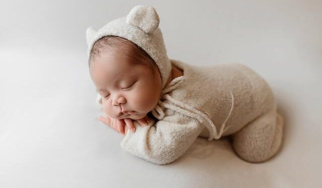 Infant’s hand gets stuck in Pune lift door, rescued unharmed in shocking video – India Today