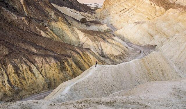 Worker’s death: Complaint filed against builder – The Times of India