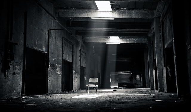 Factories Close, Workers Sleep on the Streets: Dongguan’s Vanishing Workforce Raises Hard Questions – Vision Times