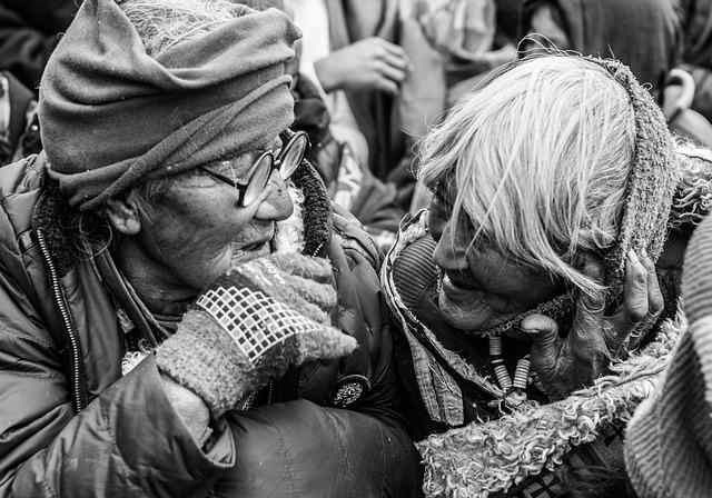Tourists take travel photos at square of architecture art in Harbin – People’s Daily