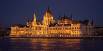 Hungarian Contemporary Art Shines in Chongqing – iChongqing