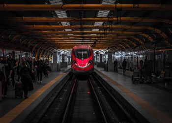 Carney defends high-speed rail project between Toronto and Quebec City – constructconnect.com
