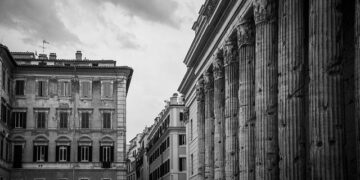 Win a trip to Rome to watch Italy v England – Six Nations Rugby