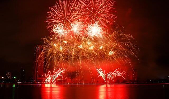 Ho Chi Minh City to light up skies with seven fireworks displays – Báo VietNamNet