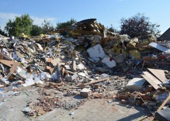 Gas explosion kills 16 in Pakistan’s Karachi, collapsing building – Al Jazeera