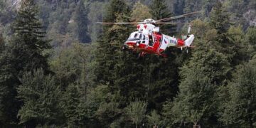 Rescue crews dig bodies from ruins of Kabul hospital hit by airstrike blamed on Pakistan – PBS