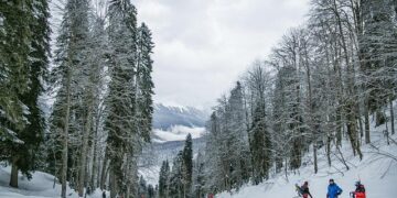 People enjoy themselves at indoor ski resort in Changsha – English.gov.cn