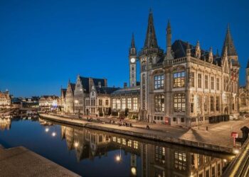Topping Paris and Rome, this is the world’s most romantic city – ynetnews
