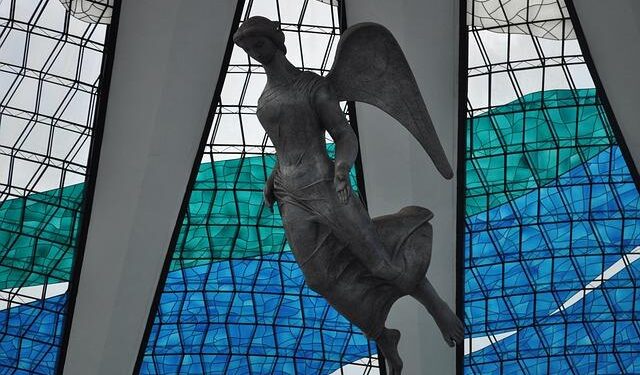 Catedral Metropolitana de Brasilia: Iconic Modern Masterpiece Guide – AD HOC NEWS