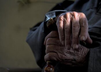 Risk factors associated with higher skin age relative to chronological age in community-dwelling middle-aged Japanese adults | Scientific Reports – Nature