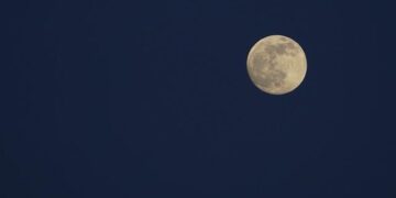 People celebrate full moon day of Warso in Yangon, Myanmar – Xinhua