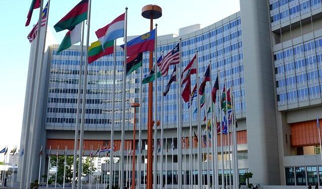 U.N. cuts global growth forecast to 2.5%, blames Middle East crisis – Reuters
