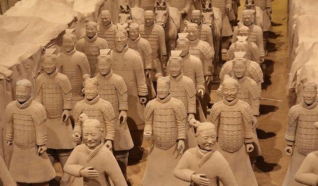 China’s Famed Terracotta Warriors Damaged by Museum Visitor – Artnet News