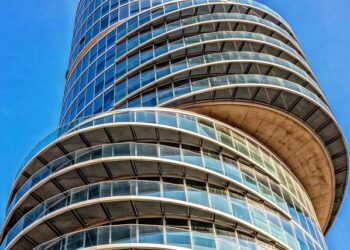 China’s wild circular skyscraper opens in Guangzhou [slideshow] – Building Design + Construction