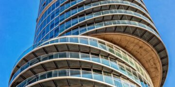 China’s wild circular skyscraper opens in Guangzhou [slideshow] – Building Design + Construction