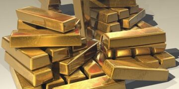 Gold climbs as Middle East ceasefire hopes pressure dollar, bond yields – CNBC