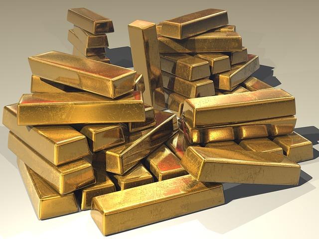 Gold climbs as Middle East ceasefire hopes pressure dollar, bond yields – CNBC