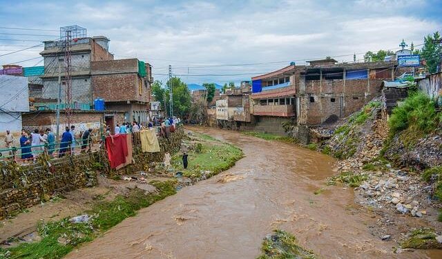 Pakistan flooding kills at least 15 in Karachi as storm brings heavy rain, wind – Yahoo