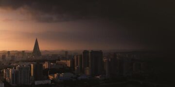 North Korea’s powerhouse women footballers are in Seoul to fight for title – BBC