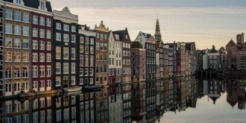 This $21 Million Amsterdam Apartment Is the Most Expensive Listing in the Netherlands – Robb Report