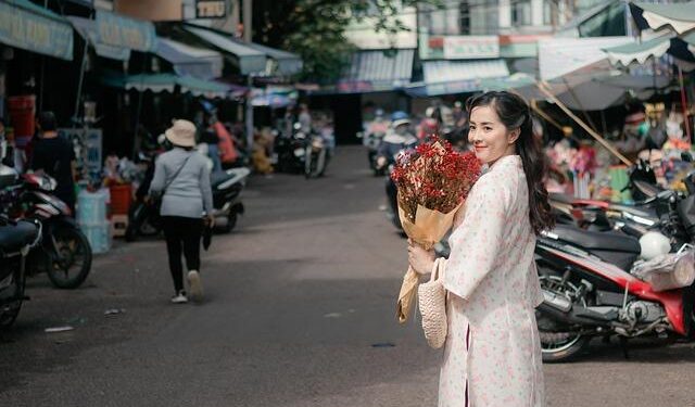Flower market in SW China’s Yunnan gears up for Spring Festival – People’s Daily Online