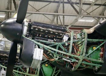 Pic story of aircraft maintenance engineer in Jinan, Shandong – Xinhua | English.news.cn – 新华网