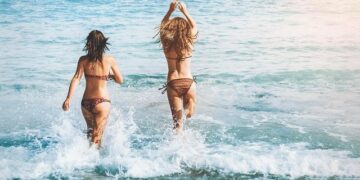 Number of swimming beaches in Japan down 30% over 30 years – 毎日新聞
