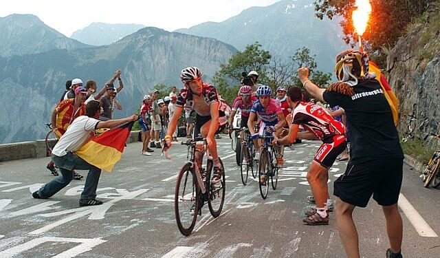 Alpe d’Huez → Paris, but with a twist: this is the Tour de France peloton’s 24-hour itinerary – IDLprocycling.com