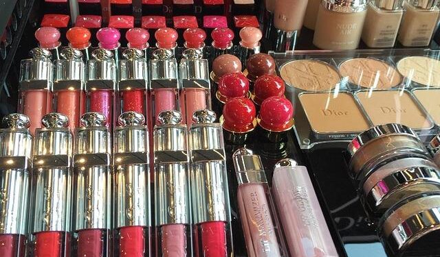 Dior pop-up in China: is it cake? – FashionUnited
